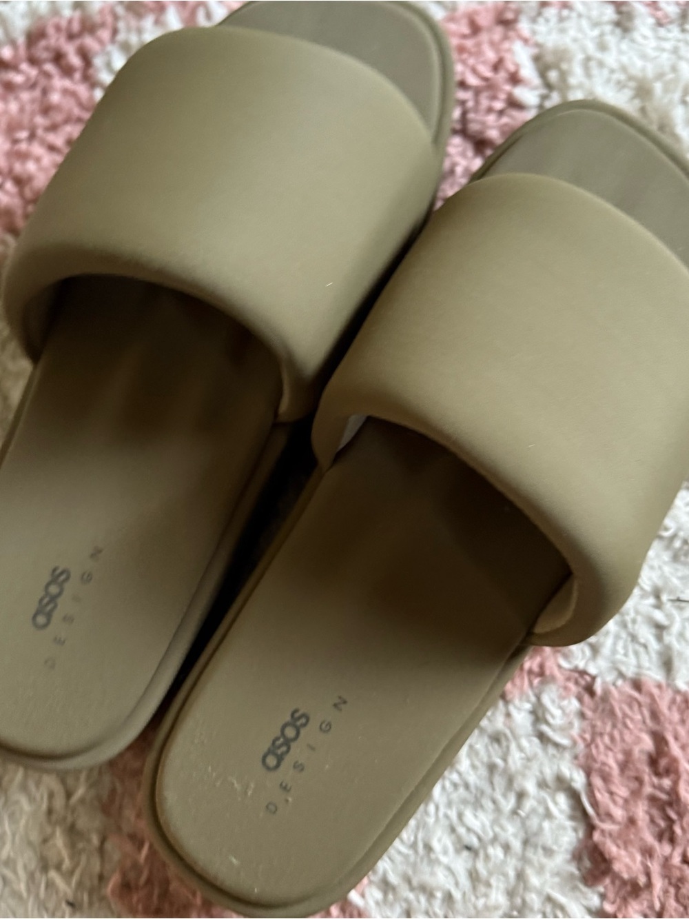 Taya Platform/Flatform Padded Sandals - Picture 5 of 6